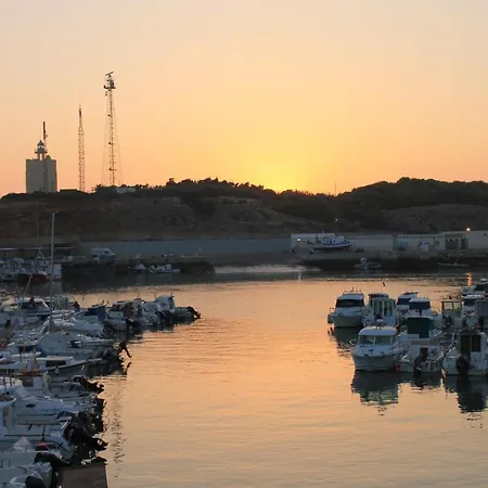 Cala De Puntalejo *