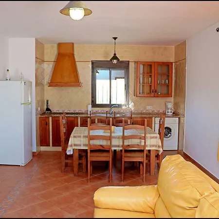 Cala De Puntalejo كونيل ذي لا فرونتيرا